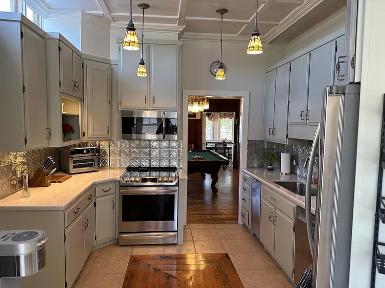 26 S Wolcott St — Photo 10