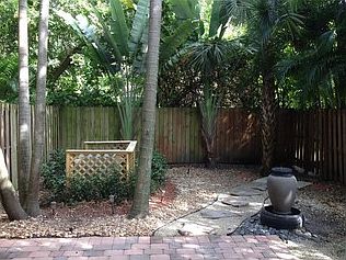 3rd image of 829 SW 16th Ct #0