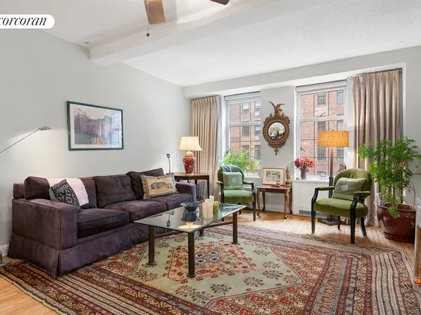 410 W 24th St APT 10M, New York, NY 10011