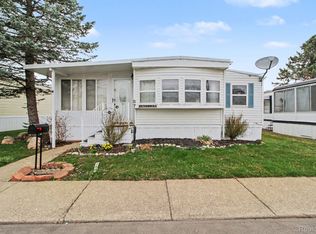 39500 Warren Rd #87, Canton, MI 48187
