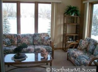 2818 Linden Dr, New Brighton, MN 55112