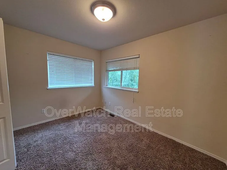 9178 Eagle River Ln — Photo 5
