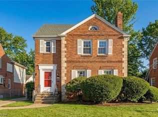 2317 Canterbury Rd, University Heights, OH 44118