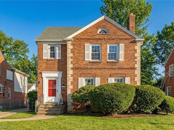 2317 Canterbury Rd, University Heights, OH 44118