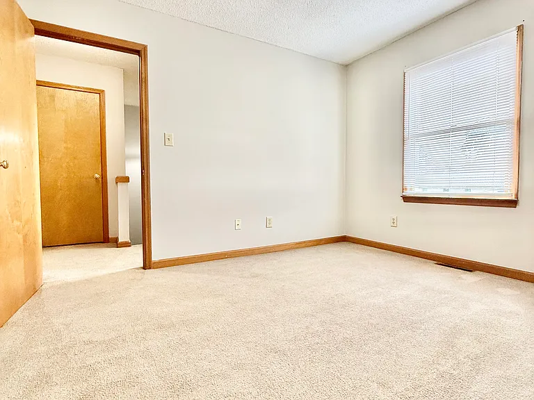 105 Mountain View Dr #A — Photo 10