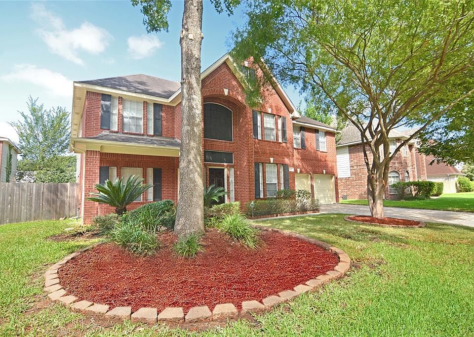 1st image of 17423 Jackson Pines Dr