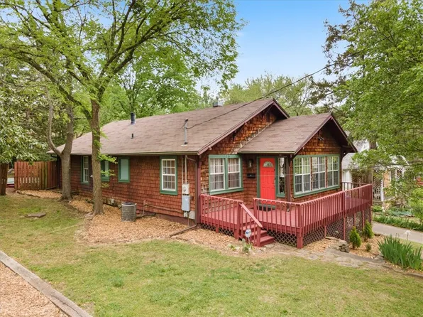 716 N Walnut Ave, Fayetteville, AR 72701