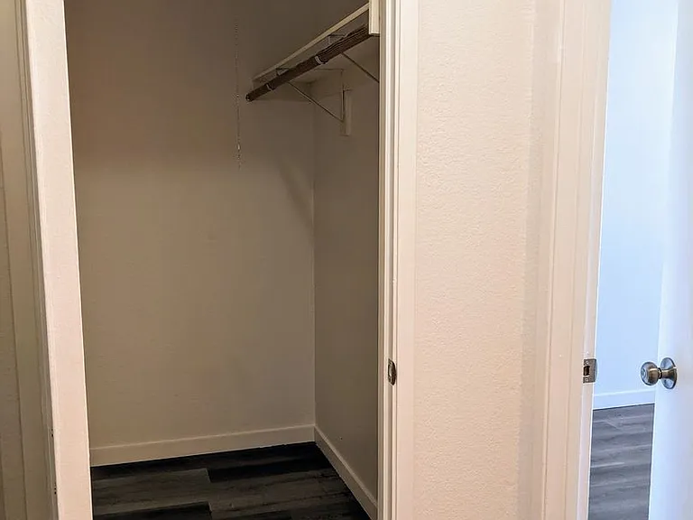 237 Alaska Ave — Photo 14