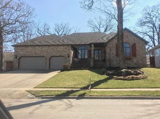 1908 E Nottingham St, Springfield, MO 65804