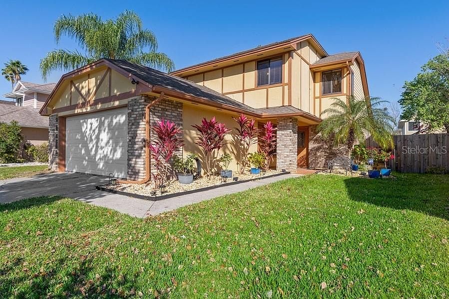 1st image of 416 Amethyst Way