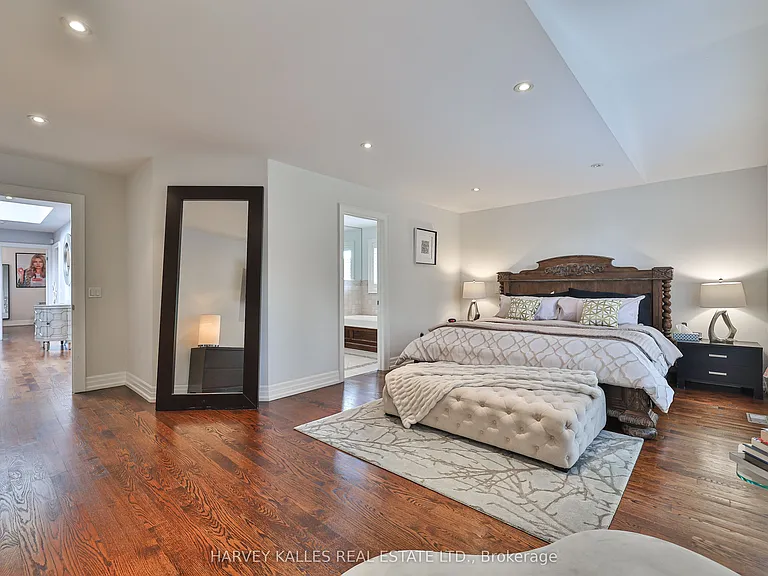 44 Churchill Ave — Photo 29