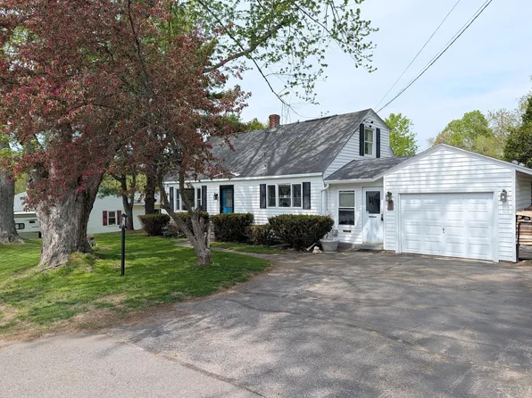 25 Lemay Avenue, Lewiston, ME 04240