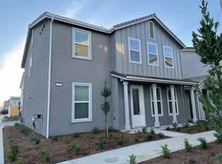 2723 E Teaberry Dr, Fresno, CA 93730