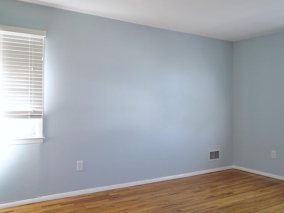 4th image of 224-11 57th Ave