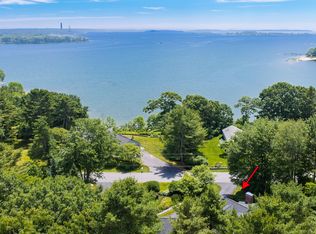 4 Ledge Road, Cumberland, ME 04110