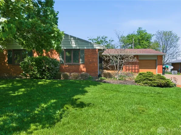 1209 Rose Bower Ave, Dayton, OH 45429