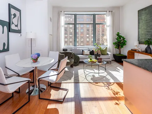 120 Greenwich St APT 11D, New York, NY 10006