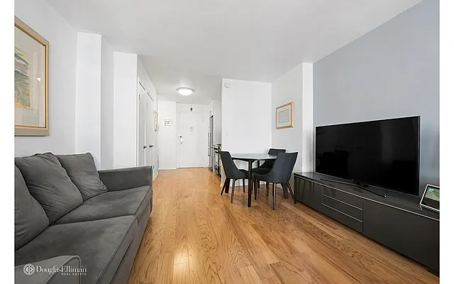 Rented by Investmates Real Estate | media 13