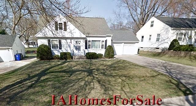 800 Staub Ct. NE