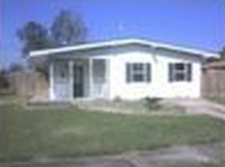 2117 N Butterfly Cir, Gretna, LA 70056