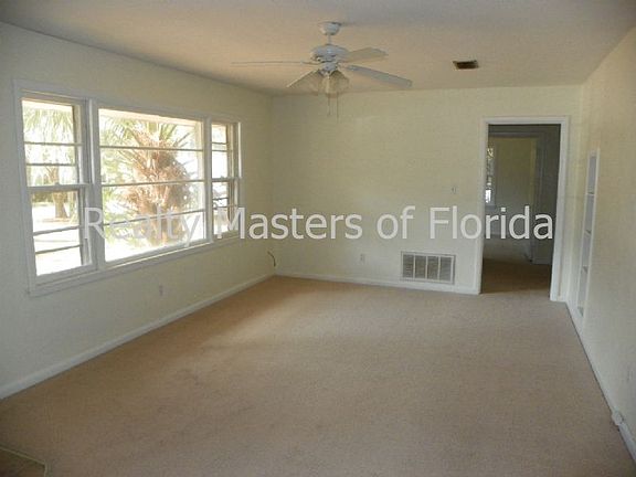 3rd image of 120 Gilmore Dr