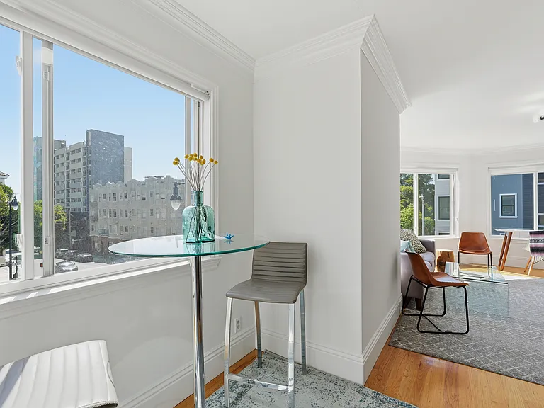 198 Dolores St #4 — Photo 8