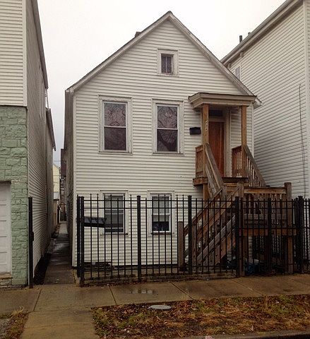 1st image of 4448 S Wood St
