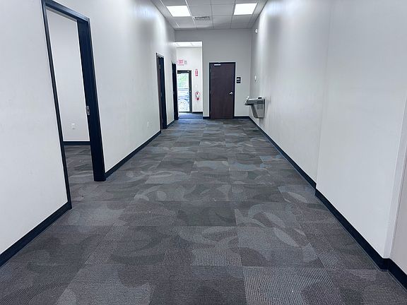 5th image of 33521 S Dixie Hwy Suite 102