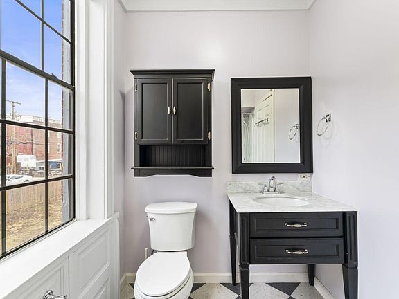 5th image of 2401 S 11th St APT 2S