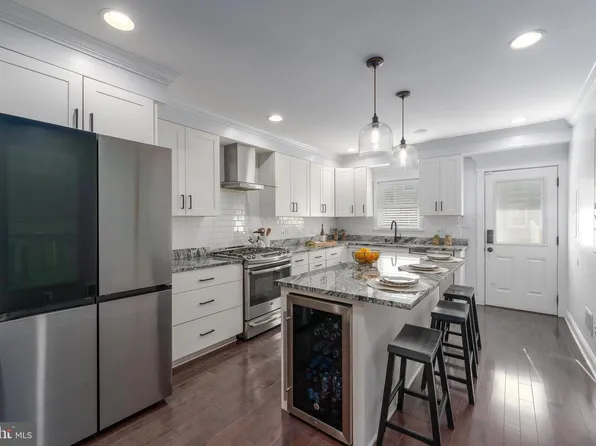 934 S Clinton St, Baltimore, MD 21224