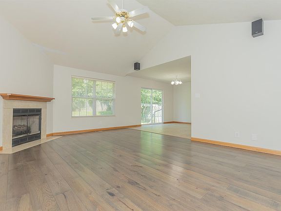 3rd image of 5177 Shenandoah Ave