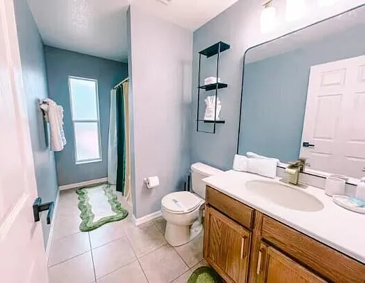 302 NE Greenbrier Ave — Photo 35
