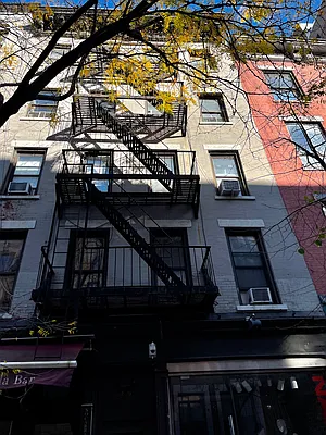 Rented by Compass | media 16