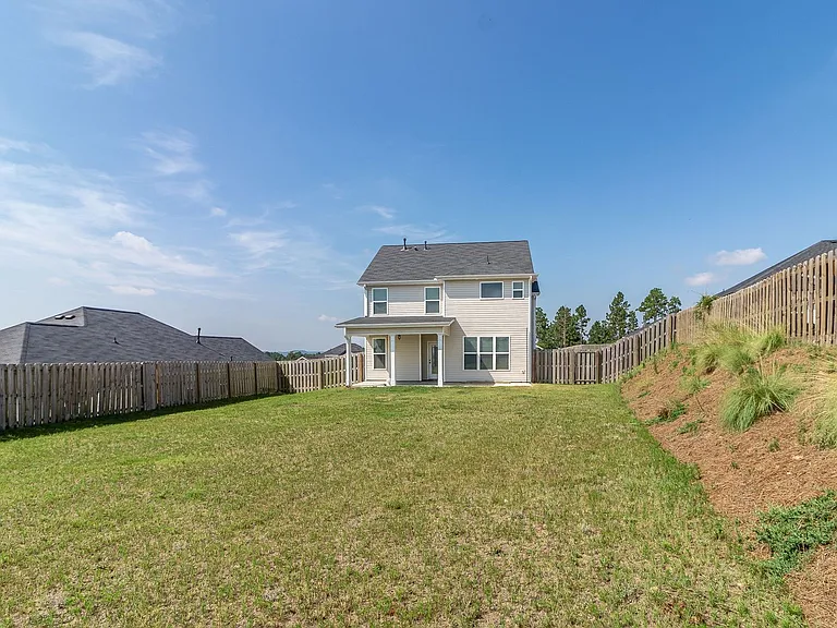 4831 Fairmont Dr — Photo 40