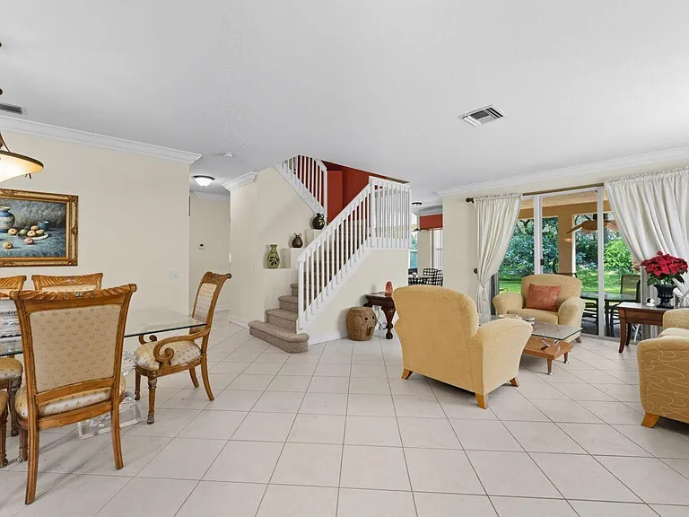 8492 Breezy Oak Way — Photo 4