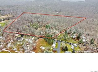 Chapman St, Jim Thorpe, PA 18229