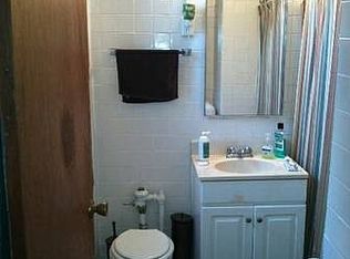 620 W Addison St APT 310, Chicago, IL 60613