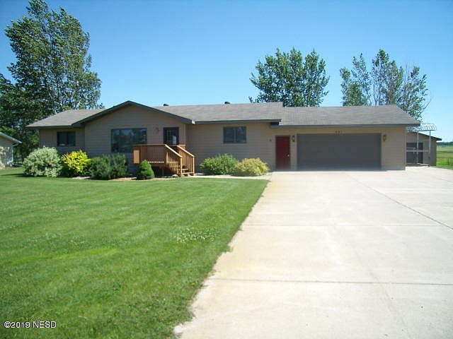1st image of 641 S Lake Dr