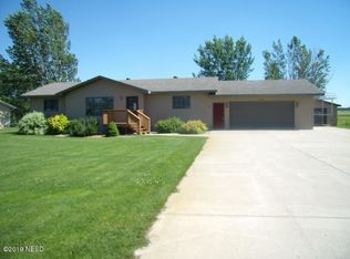 641 S Lake Dr, Watertown, SD 57201