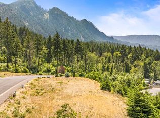 935 SW Spelling Pl #17, Cascade Locks, OR