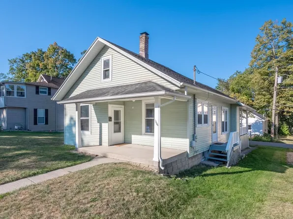 1306 Chestnut Ave, Winona Lake, IN 46590