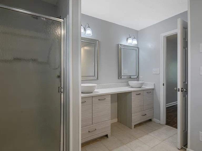 295 Warton Ln #7 — Photo 16