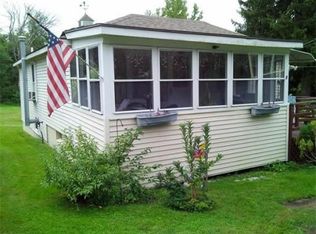 5 Pearl St, Ware, MA 01082