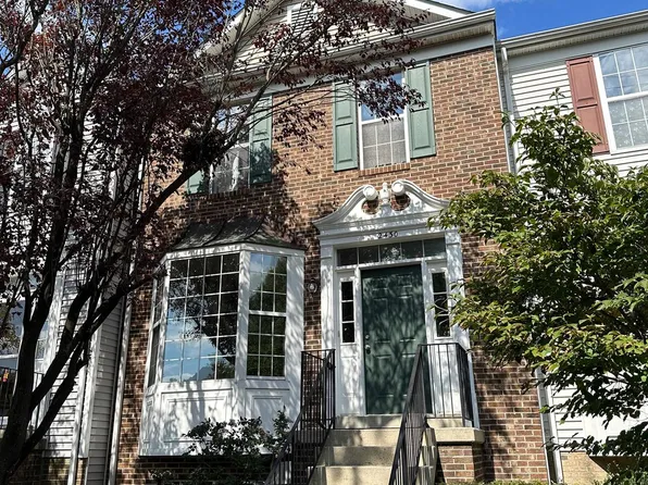 2430 Sandwich Ct, Crofton, MD 21114