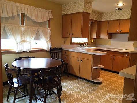 Kitchen and Dinette