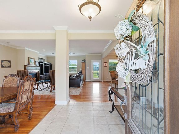5th image of 4304 Skinner Ln