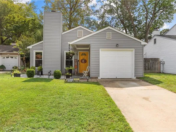 4805 Fountain Hall Dr, Virginia Beach, VA 23464