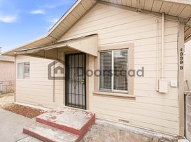 4339 Adeline St, Emeryville, CA