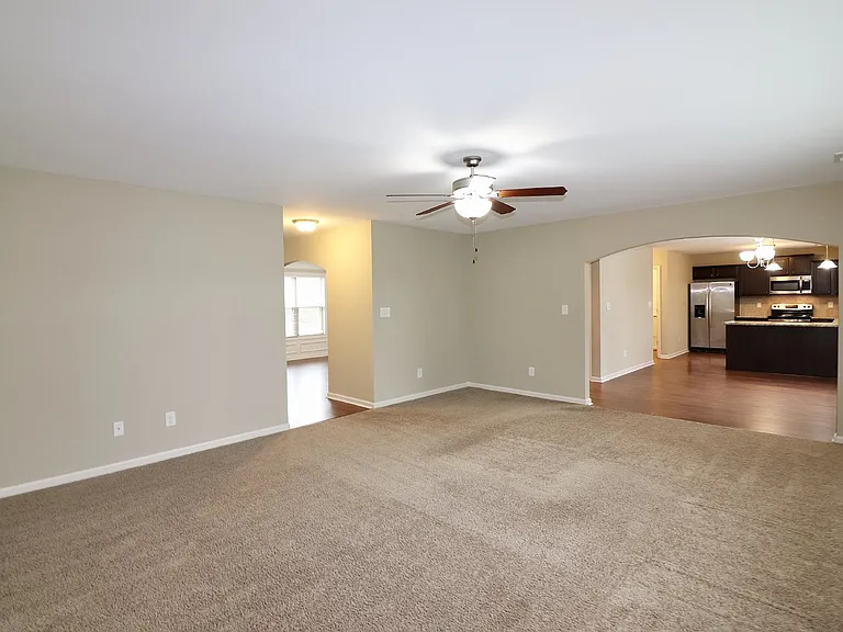 1804 Gentle Bend Way — Photo 7