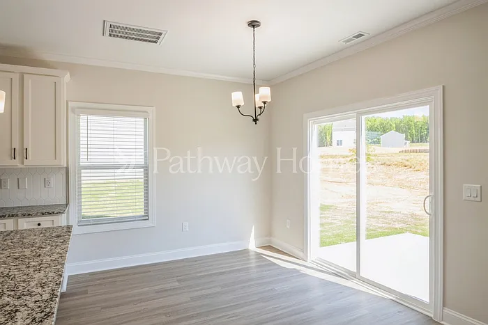 138 Wembury Ln — Photo 9